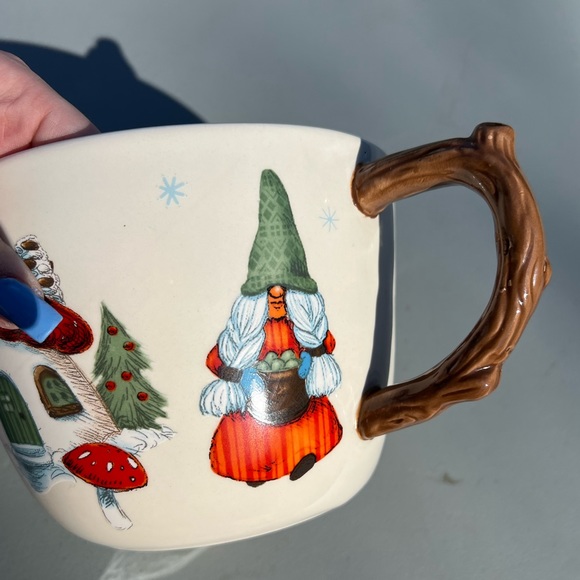 Holiday time- Whimsical measuring bowl - Picture 3 of 5